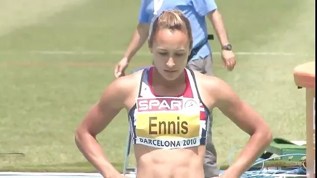 若いカップルが洗って性を持っている 無料 エロ 動画 イケメン マッサージ