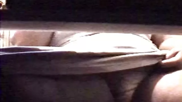 テープをチェック エロ 動画 美男 美女